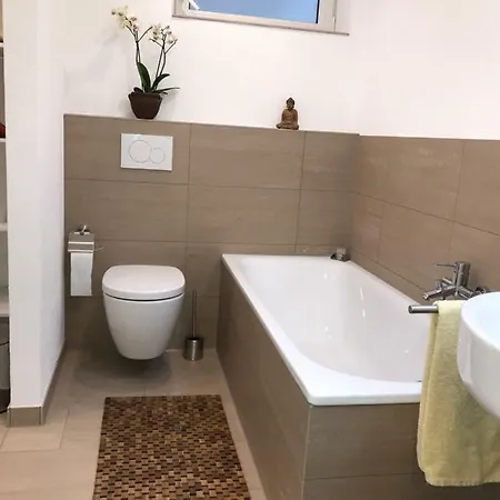 Ferienwohnung Chris * Niedernhausen