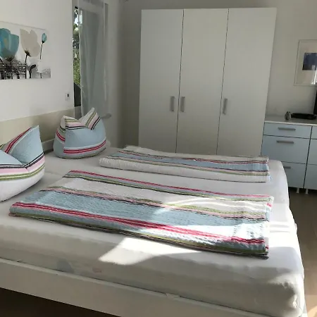 Ferienwohnung Chris Apartment Niedernhausen